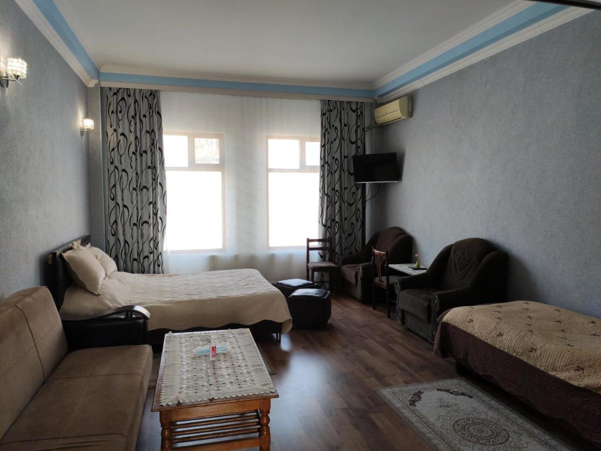 Şǝki Dost Evi汽车旅馆 外观 照片